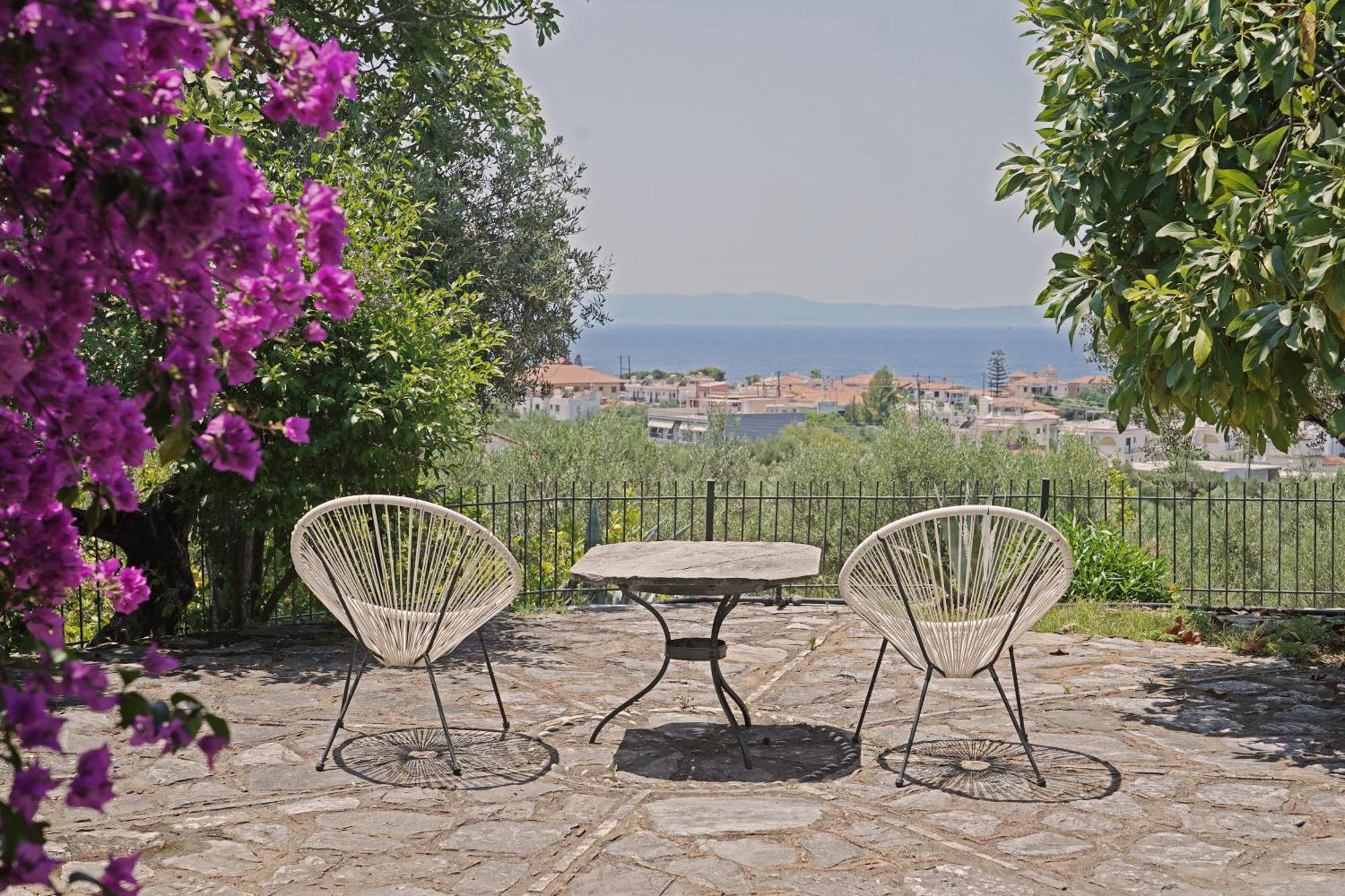 Polas Residencies Aparthotel Kalamata Phòng bức ảnh